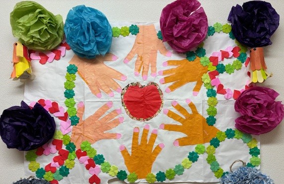 地域の作品展に出品しました✂️